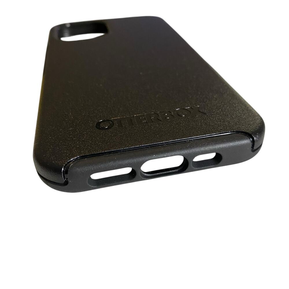 OtterBox iPhone 12 & iPhone 12 Pro Symmetry Series Case - Black, Ultra-Sleek - Picture 14 of 16